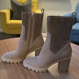 *NEW* Dolce Vida Water Resistant Boots